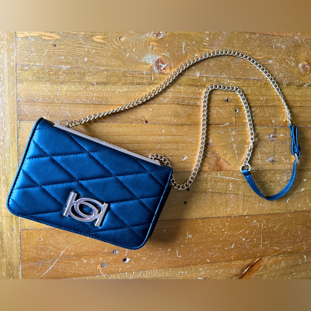 BEBE crossbody wallet on chain